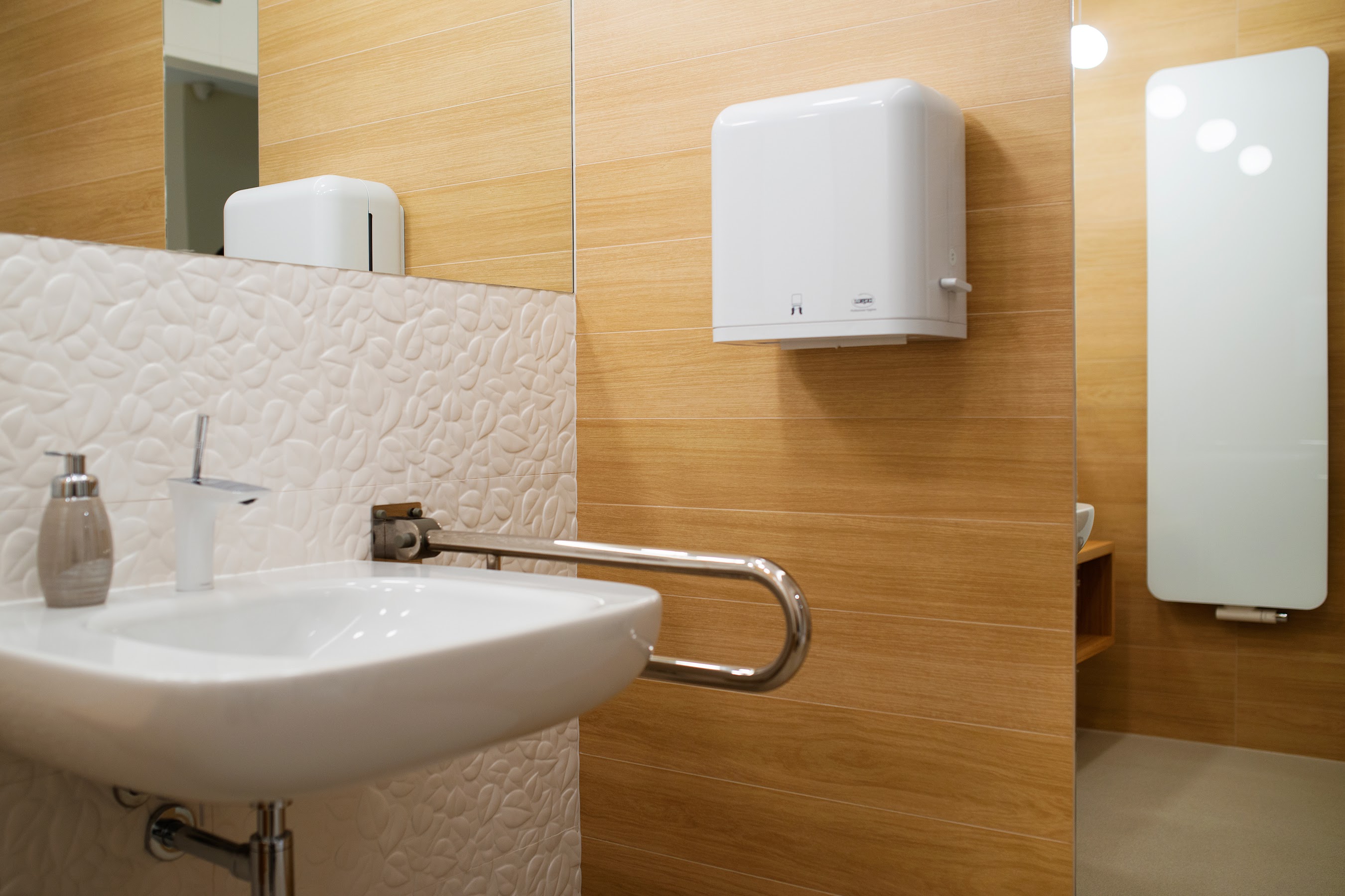 Łazienka na piętrze.